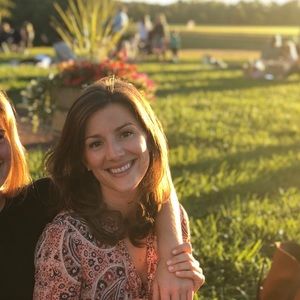 Meet your Posher, Charlotte